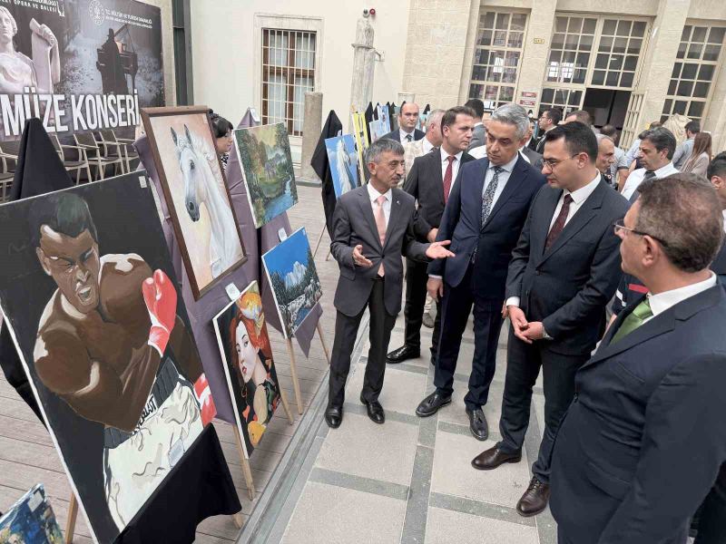 TARSUS CEZAEVİNDE BULUNAN MAHKUMLARIN ESERLERİ GÖRÜCÜYE ÇIKTI