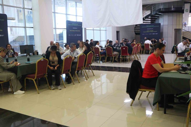 Adana’da sıfır atık ve iklim değişikliği masaya yatırıldı
