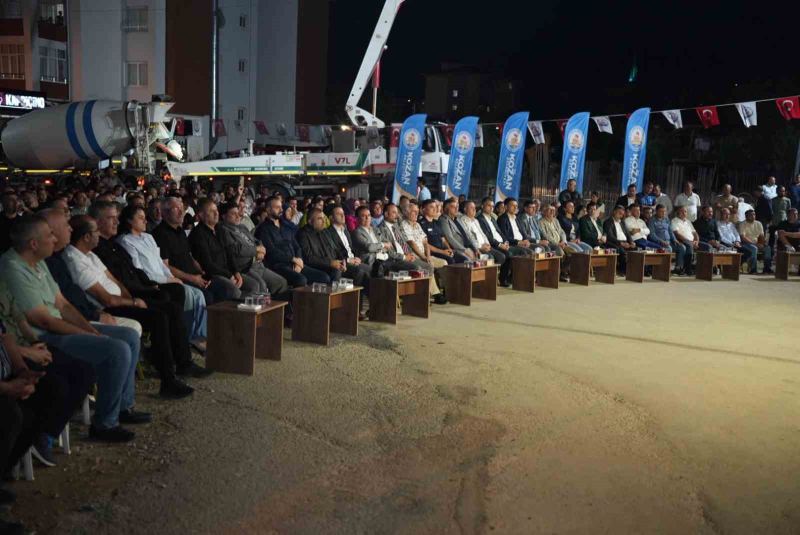 ADANA’NIN KOZAN İLÇESİNDE, KOZAN BELEDİYESİ ÖNCÜLÜĞÜNDE HAYIRSEVER İŞ İNSANLARI TURGAY BOZKURT VE SALİH DİLCİOĞLU TARAFINDAN YAPTIRILACAK BOZKURT DİLCİOĞLU TAZİYE EVİ VE KUR’AN KURSU’NUN TEMELİ TÖRENLE ATILDI.