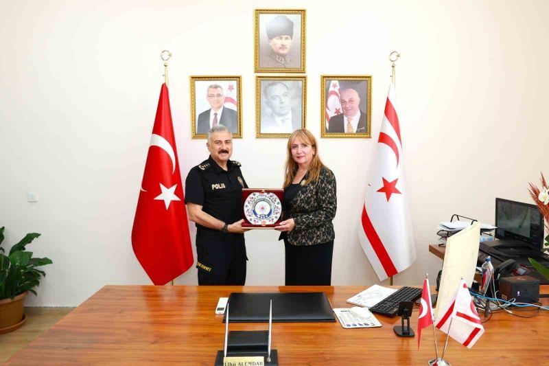 İL EMNİYET MÜDÜRÜ FAHRİ AKTAŞ,  KKTC BAŞKONSOLOSU ÜLKÜ ALEMDAR'I ZİYARET ETTİ.
