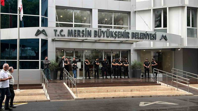 MERSİN BÜYÜKŞEHİR, MEZİTLİ VE YENİŞEHİR BELEDİYELERİNE YÖNELİK OPERASYON DÜZENLENDİ