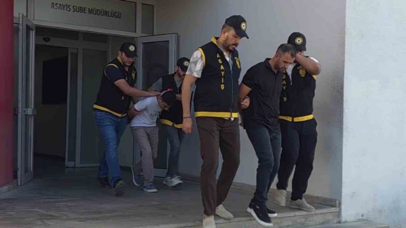 Adana’da 25 yıla kadar hapis cezasıyla aranan hükümlüler şafak operasyonuyla yakalandı