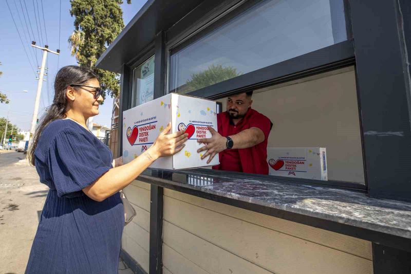 MERSİN’DE DAR GELİRLİ AİLELERE YÖNELİK SÜRDÜRÜLEN ‘HOŞ GELDİN BEBEK’ PROJESİ KAPSAMINDA, YENİ DOĞAN BEBEKLERİN TEMEL İHTİYAÇLARININ YER ALDIĞI 18 BİN DESTEK PAKETİ AİLELERE ULAŞTIRILDI.