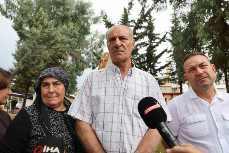 ŞEHİDİN KARDEŞİ RAMAZAN DOĞAN, "BURADA KARDEŞİMİZİN İSMİ YAŞAYACAK. BELEDİYE BAŞKANIMIZ YARDIMCI OLDU. ÇOK MUTLU VE GURURLUYUZ. ALLAH RAZI OLSUN, ALLAH TUTTUĞUNU ALTIN ETSİN" DEDİ.
