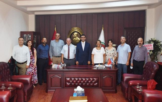 ADANA BAROSUNDAN İFADE VE BASIN ÖZGÜRLÜĞÜNE DESTEK