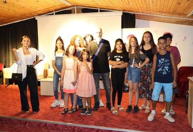 Yüreğir'de çocuklara tiyatro eğitimi