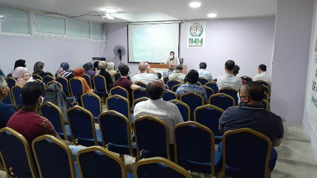 ‘Nerede bir ihtiyaç sahibi varsa İHH orada olacak’