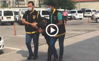 Altın kolye avcısı yakalandı