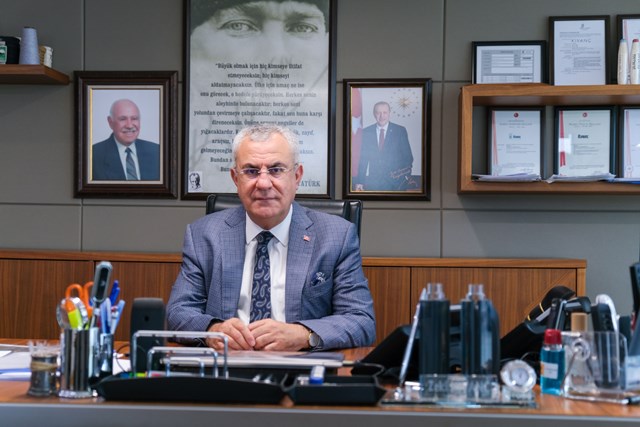 KIVANÇ: “ADANA EN YÜKSEK AYLIK İHRACATINI GERÇEKLEŞTİRDİ”