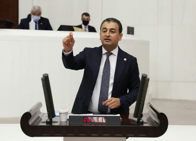 “ÇİFTÇİ DESTEKLENMELİ”