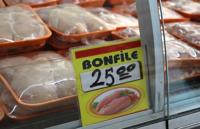 TAVUK ETİNDE IZGARALIK KANADIN KİLOSU 38, BONFİLENİN 25 LİRA OLDU