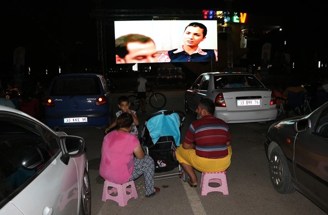 Arabada sinema keyfine yoğun ilgi