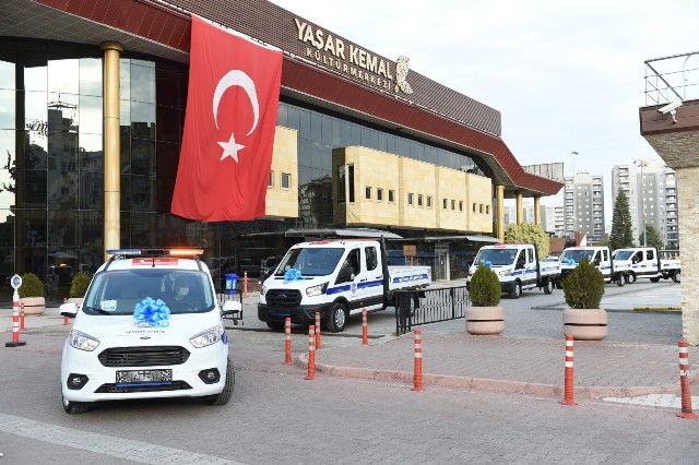 49 hizmet aracı, 3 yıllık kira bedeli yerine belediyenin oldu