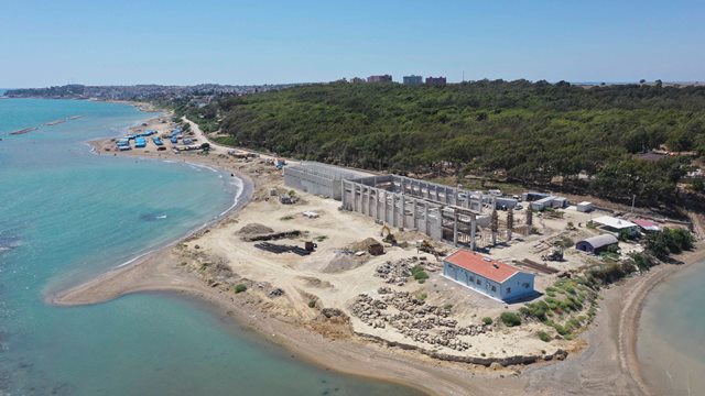 TURİZM İLÇESİ KARATAŞ’IN SORUNLARI HIZLA ÇÖZÜLÜYOR