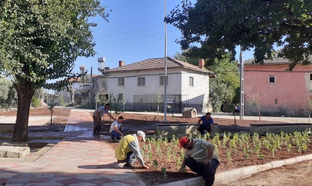 Kozan’da Işıklı mahallesine park yapılıyor
