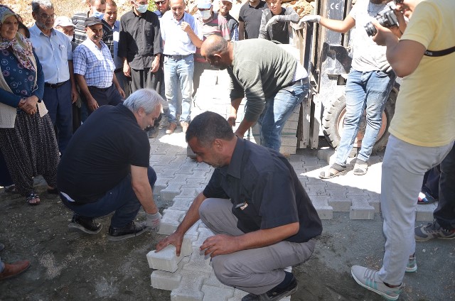 Kozan Belediye Başkanı Özgan, kırsaldaki mahalle sakinleri ile buluştu