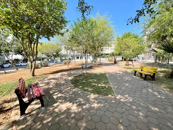 SEYHAN’A 2 YENİ PARK