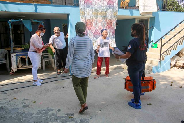 ABB’NİN EVDE BAKIM VE SAĞLIK HİZMETİ ARALIKSIZ SÜRÜYOR