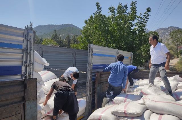 YEM FİYATLARI YÜKSELDİ, ÜRETİCİ ‘BİRLİK’ OLDU