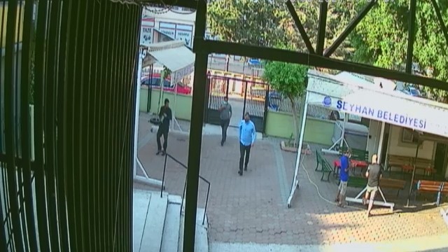 Hastaneyi vermeyince Furkancılar tarafından darp edilerek kaçırıldı