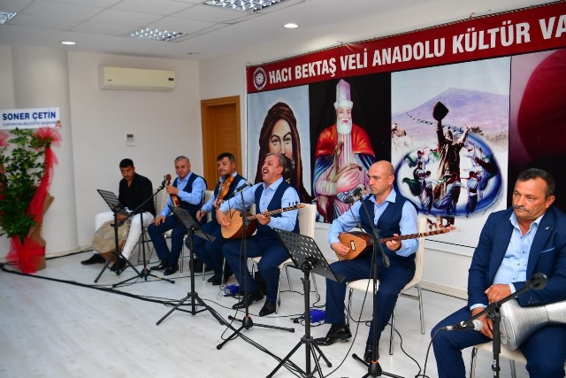 Neşet Ertaş Çukurova’da anıldı