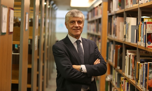 SAHTE AŞI VE SAHTE PCR TESTLERİ, ÖNLEM ALINMAZSA PANDEMİYİ UZATABİLİR…