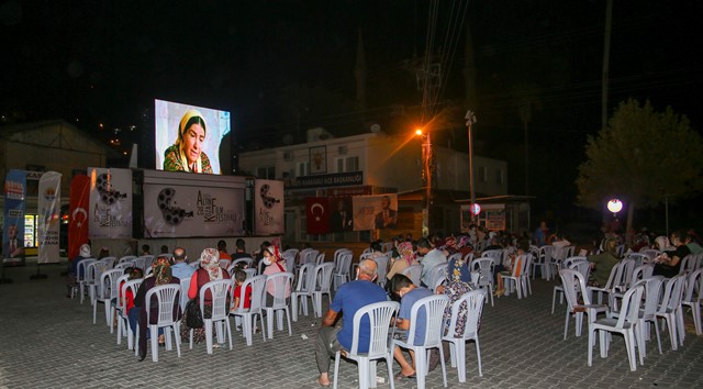 HALK SİNEMAYLA BULUŞTU