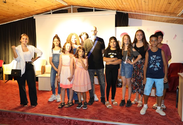 Yüreğir’de çocuklara tiyatro eğitimi