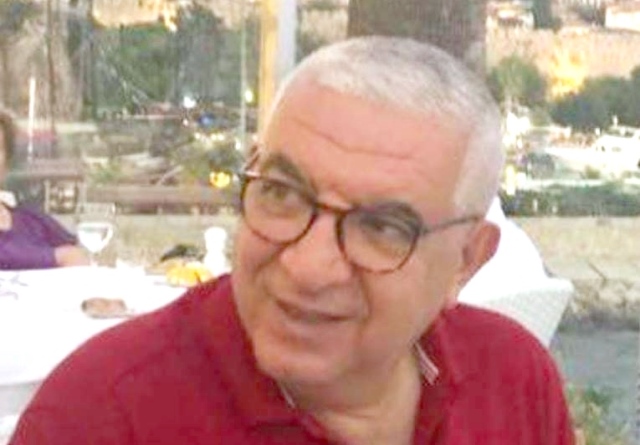 İÇ HASTALIKLARI VE NEFROLOJİ UZMANI, KORONADAN HAYATINI KAYBETTİ