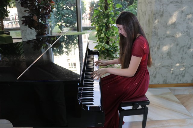 13 yaşındaki İlyun, ÇDSO ile Mozart’ın 13. senfonisini çalacak