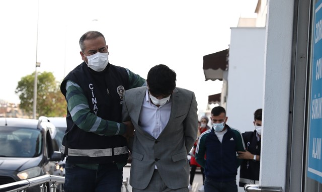 Damat düğünde dehşet saçtı: 2 yaralı