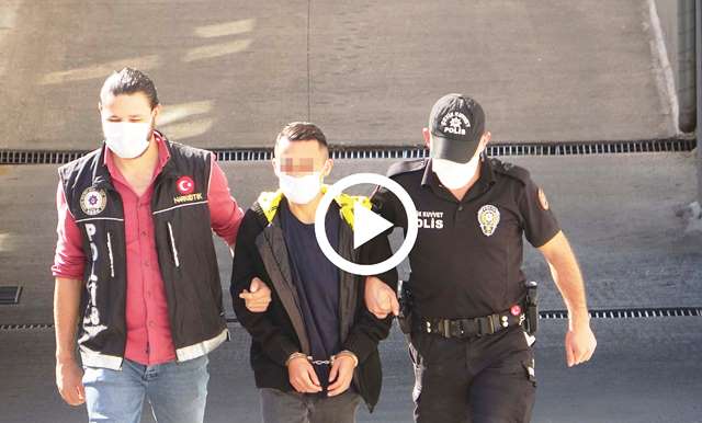 Taksicinin, aracına aldığı müşterilerine uyuşturucu madde temini yaptığı belirlendi