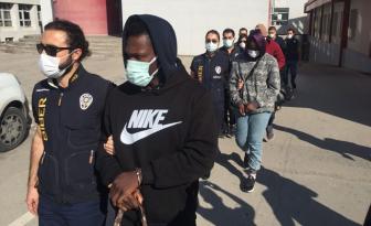 Adana siber polisi uluslararası dolandırıcılık şebekesini bitirdi