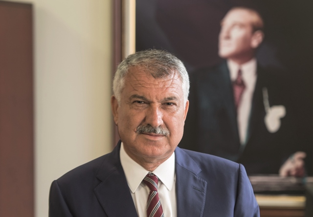 KARALAR: AYDINLIK BİR GELECEĞE ANCAK ÖĞRETMENLERİMİZ SAYESİNDE ULAŞABİLİRİZ