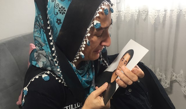 Oğlu 50 gündür kayıp annenin feryadı yürek yaktı