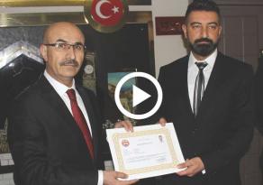 UYUŞTURUCU YAKALAMAKTAN ÖDÜLÜ OLAN POLİS UYUŞTURUCUYLA YAKALANADI