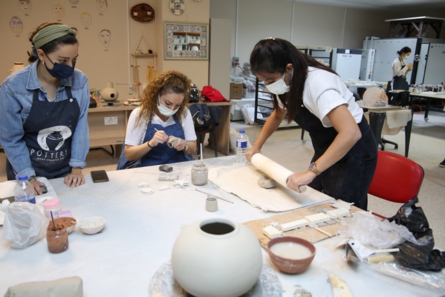 KADINLAR ÜRETİYOR YÜREĞİR KAZANIYOR