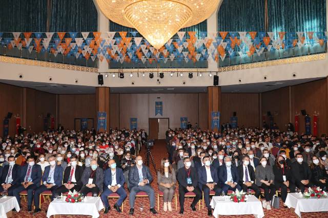 AK Parti Teşkilat Akademisi Adana Eğitim Programı yapıldı