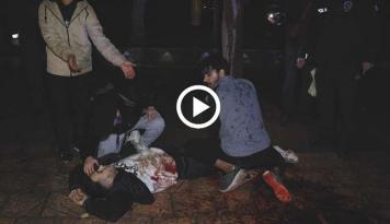 Köpek gezdiren kişi tarafından bıçaklanan genç ağır yaralandı