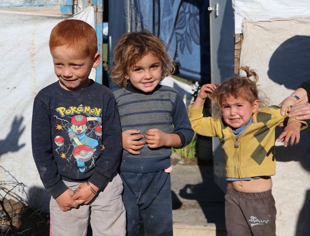 İşitme engelli kuzenlerin yaşam mücadelesi