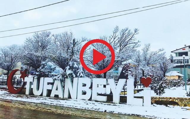 Kar yağışı hayatı felç etti