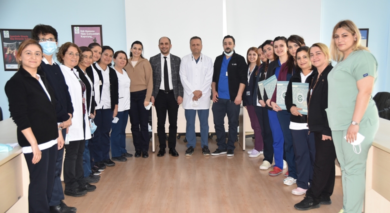 ÇOCUK YOĞUN BAKIM HEMŞİRELİĞİ KURSU TAMAMLANDI