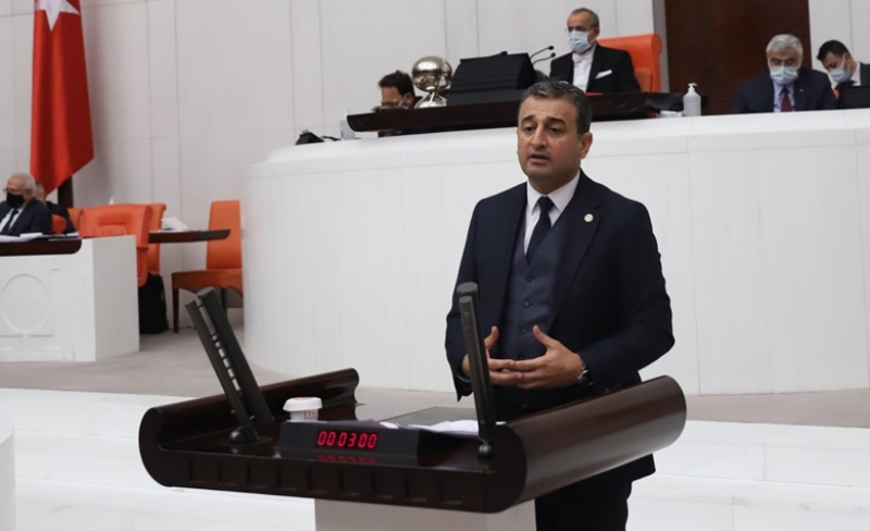 “MÜZİK YASAĞININ NEDENİ İDEOLOJİK Mİ?”