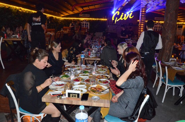 SMA HASTALARI İÇİN GECE DÜZENLEDİLER