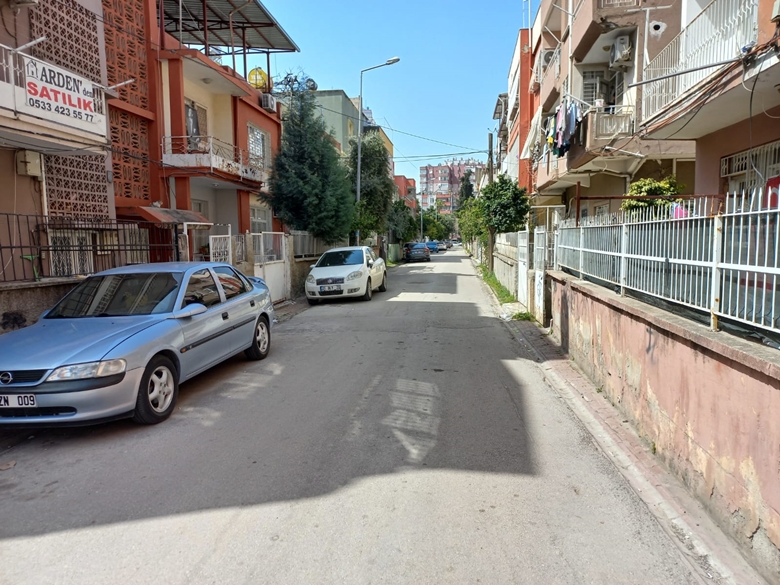 GERÇEKTE OLAN RESMİYETTE OLMAYAN BİR SOKAK