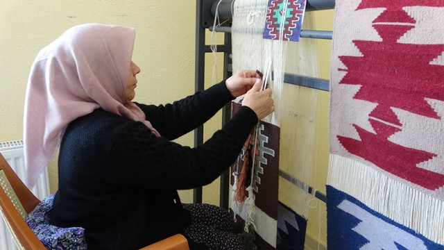 TOROSLARDA KADINLAR GEÇMİŞİ GELECEĞE DOKUYOR