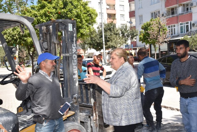 Başkan Erdem: “Ceyhan’ın yol sorunu kalmayacak”