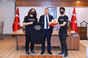 ELBAN: “BUGÜNÜN GENÇLERİ SAYESİNDE ÜLKEMİZİN YARINLARI DAHA AYDINLIK OLACAK”