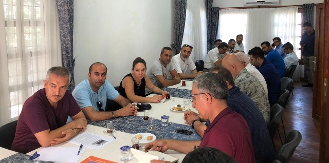 KOZANLILAR İL HAKKININ GERİ VERİLMESİ İSTİYOR