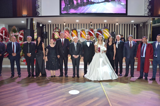 DEVLET BAHÇELİ NİKÂH ŞAHİDİ OLDU!